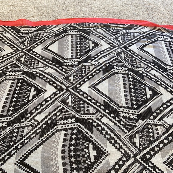 Lightweight Scarf Black/White w/Coral Border - Picture 8 of 10